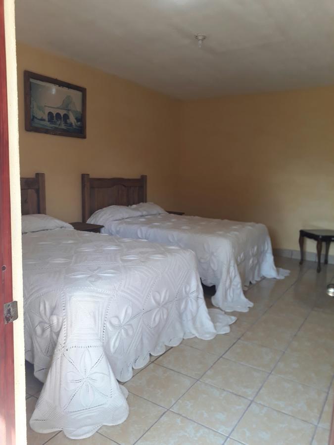 Hotel Villa Aurora Bernal Bagian luar foto