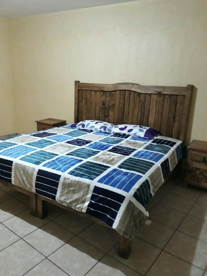 Hotel Villa Aurora Bernal Bagian luar foto